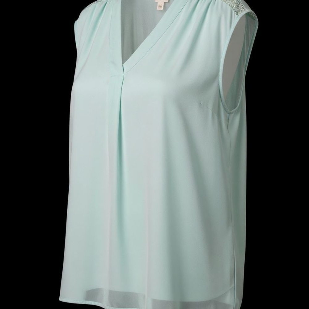 Ava & Viv Light Green Blouse